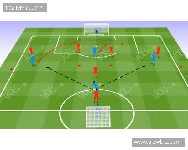 南京足球队战术揭秘:从阵型到战术执行的全面分析与探讨 南京足球队战术揭秘:从阵型到战术执行的全面分析与探讨