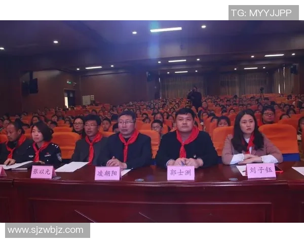 刘泽一的成长之路:从普通少年到卓越领袖的奋斗故事 刘泽一的成长之路:从普通少年到卓越领袖的奋斗故事