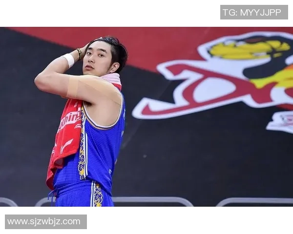 吴冠希带领球队奋勇争先展现拼搏精神与团队合作的力量